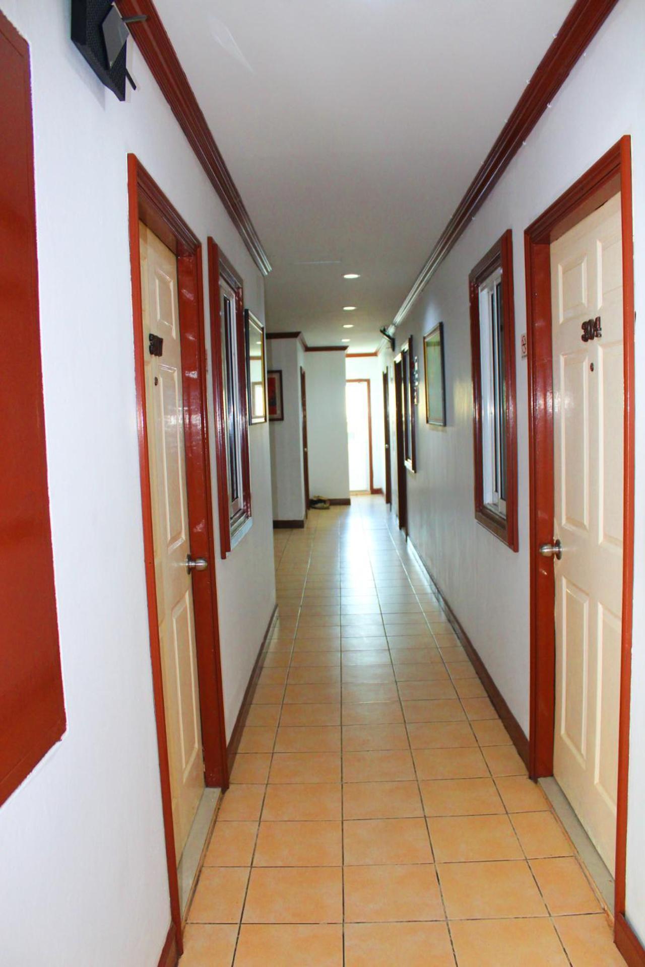 Hollywood Inn Hotel Patong Luaran gambar
