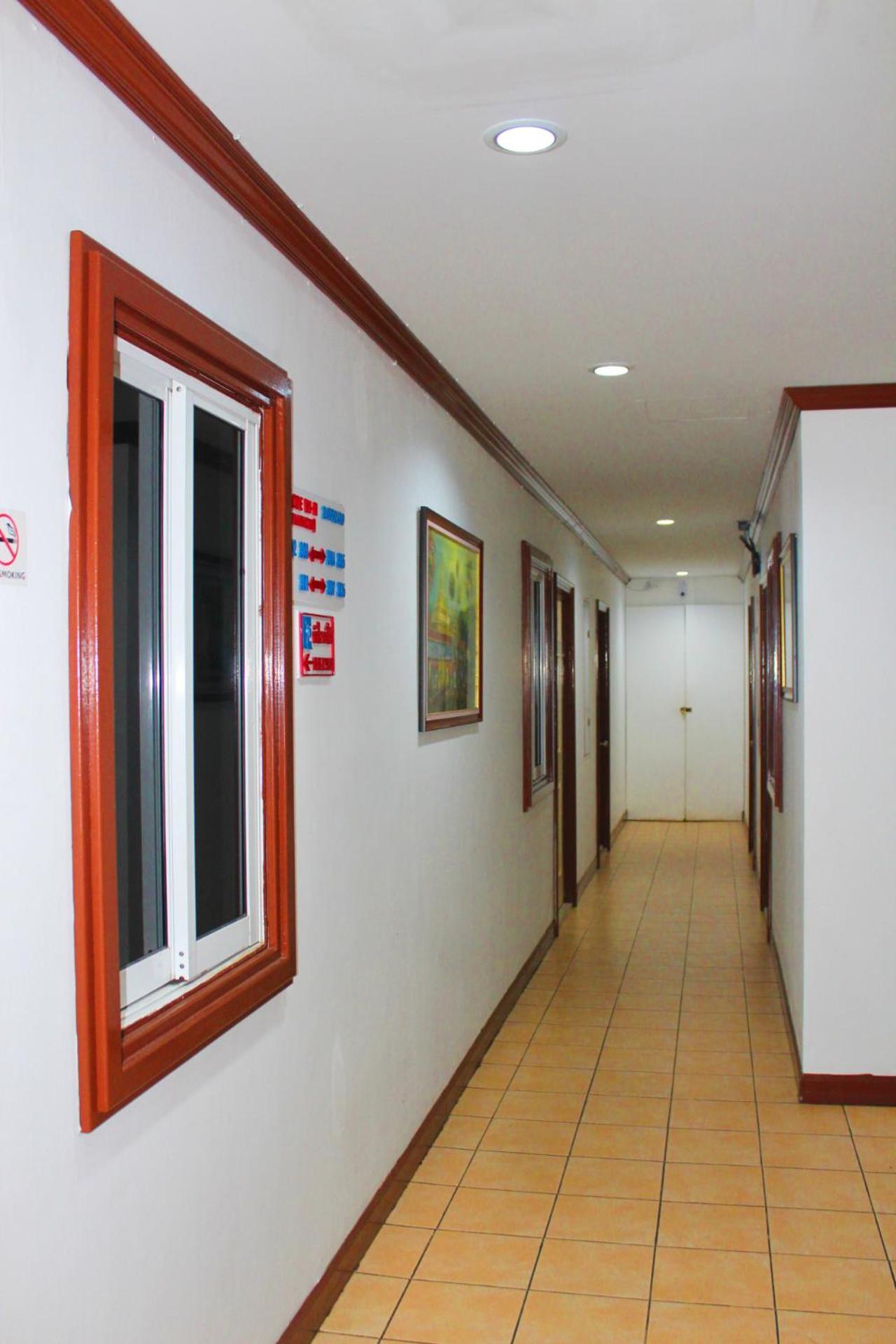 Hollywood Inn Hotel Patong Luaran gambar