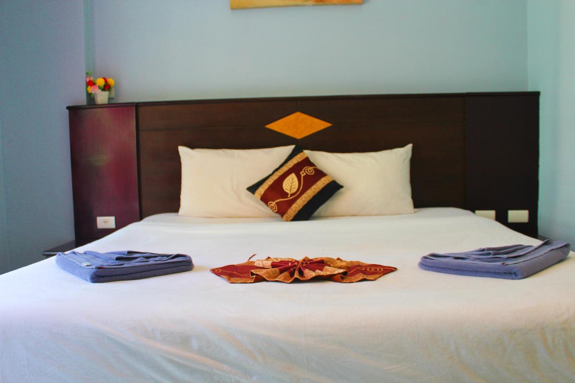 Hollywood Inn Hotel Patong Luaran gambar