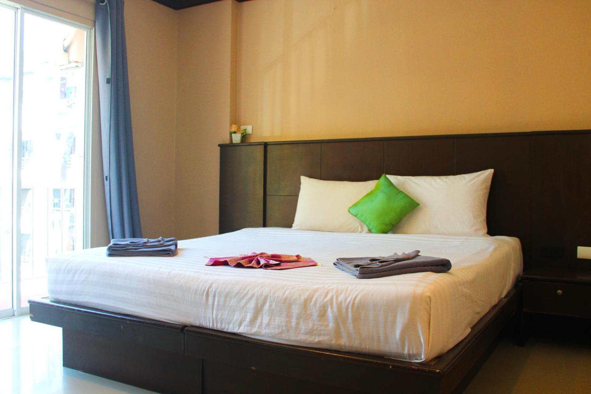 Hollywood Inn Hotel Patong Luaran gambar